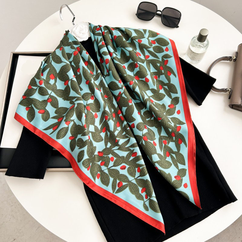 Квадратный платок 90 см, высок – обзор и цена Scarf Silk Square