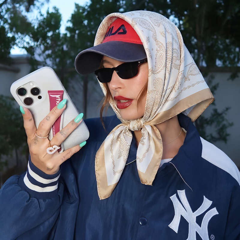 Винтажный бежевый квадратный п – обзор и цена Scarf Silk Square